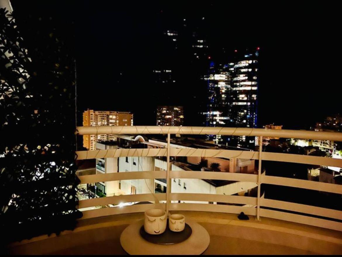 Reve Au 7E Ciel Piscine Baie De Monaco Apartment Beausoleil Exterior photo